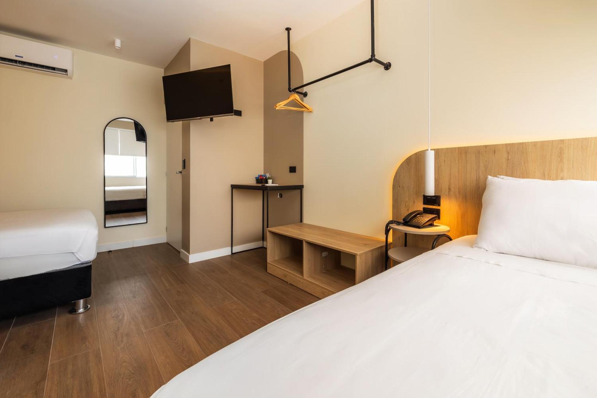 Hotel Solec ปิวรา ภายนอก รูปภาพ